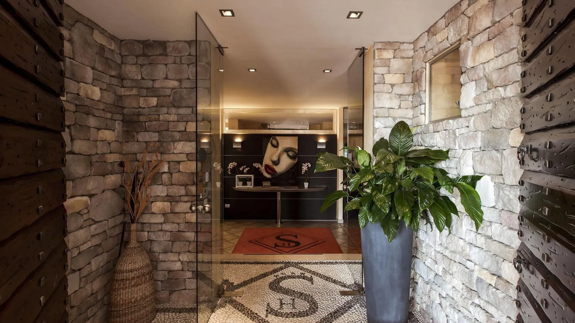 Ahg Donna Silvia Wellness Hotel Manerba del Garda